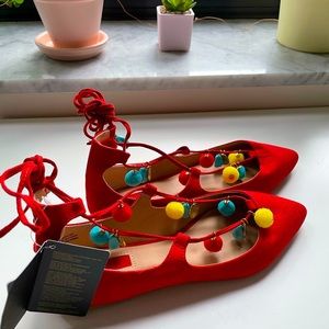 Beautiful brand new flats of size 5.5